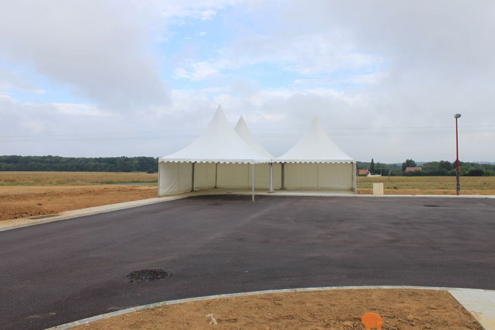 Location d'une tente de 75m² aux Andelys 27